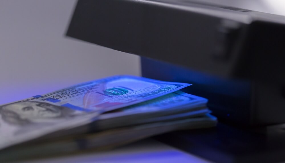 What is Counterfeit Money and How to Protect Yourself?